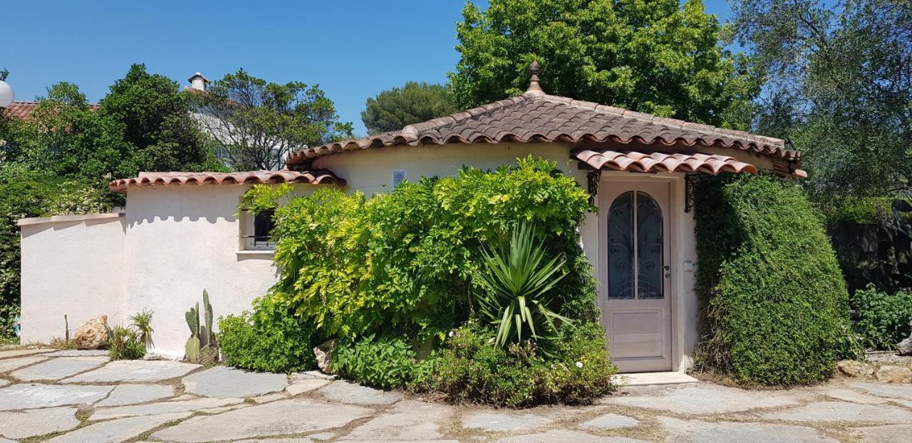 Studio Villa Chateau Currault موجا المظهر الخارجي الصورة